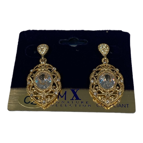 Gold Filigree Oval Dangle Earrings with Cubic Zirconia - Picture 8 of 9